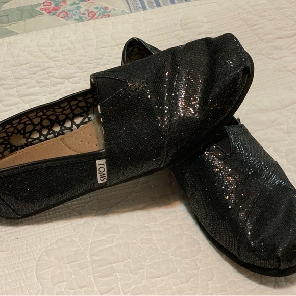 Black sparkly Toms - Picture 6 of 6